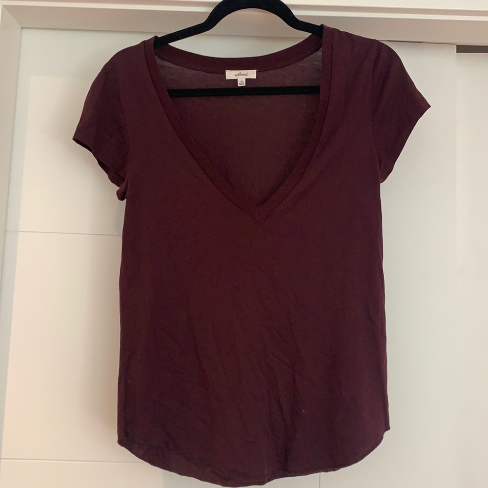 Wilfred Deep V Maroon T-Shirt